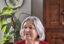 Mercedes Ruisánchez faise cola I Beca Rosario Acuña pa muyeres escritores de la Residencia Lliteraria Xixón